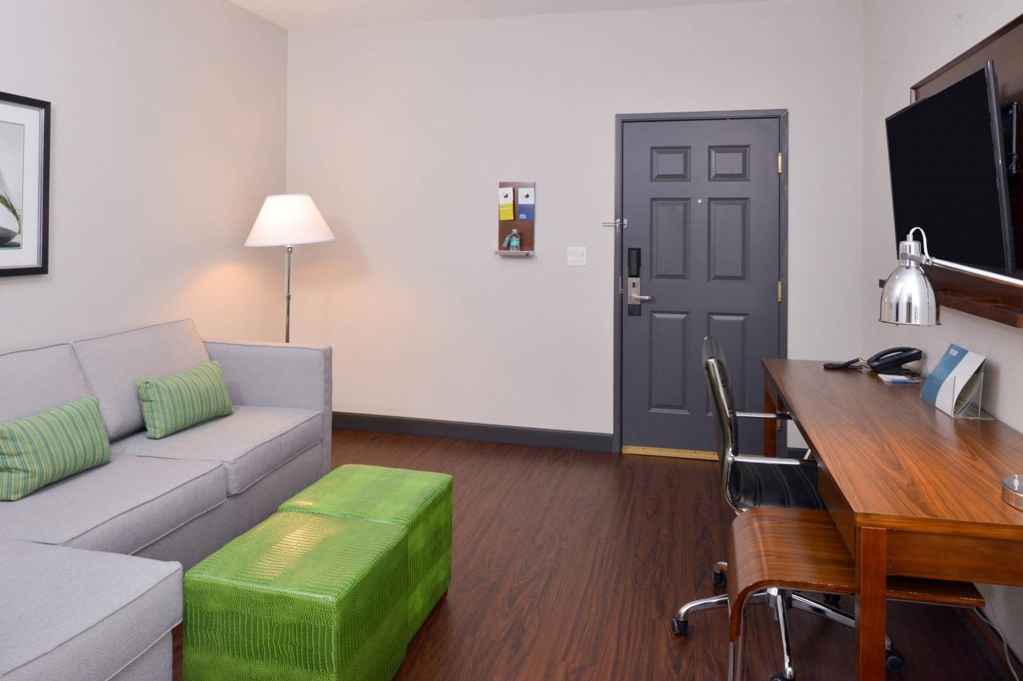 Four Points By Sheraton Mount Prospect O'Hare Bagian luar foto